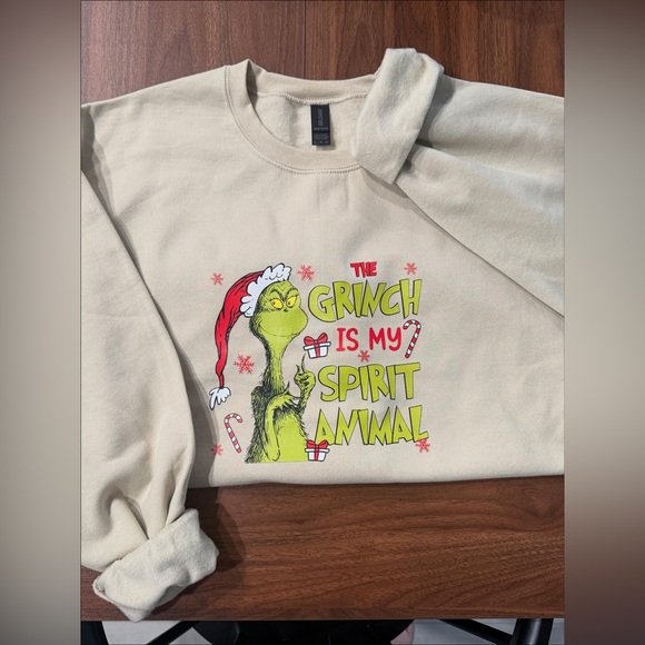 Grinch Graphic Sweatshirt - Picture 1 of 1